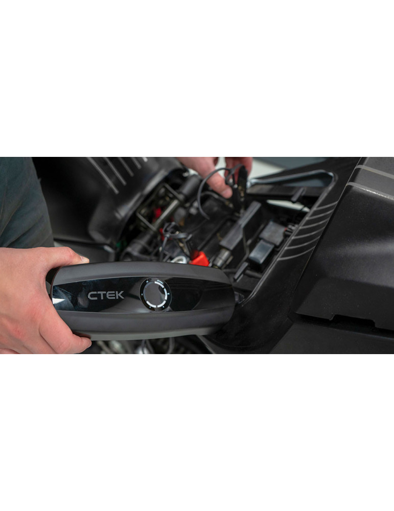 Зарядний пристрій CTEK CS ONE, 12В (LiFePO4, Wet, MF, Ca/Ca, AGM, GEL),  Арт: 40-330 купуйте в AnyBattery.com.ua